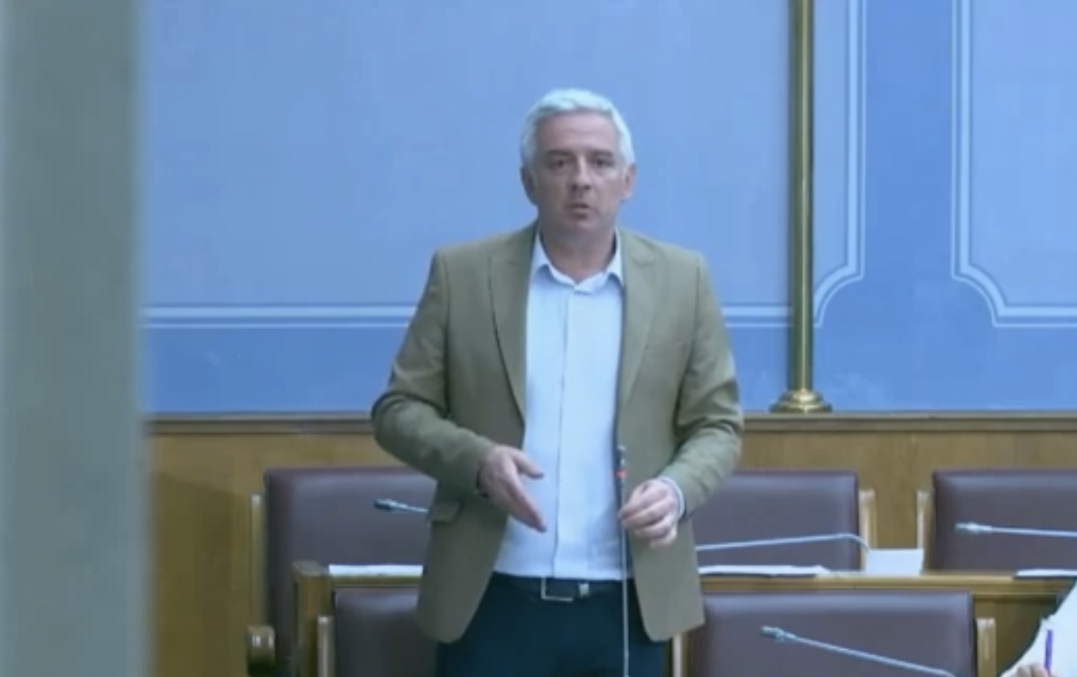 Vučurović poručio doktoru Mugoši: Sram te bilo, hvališ policiju koja bije narod!