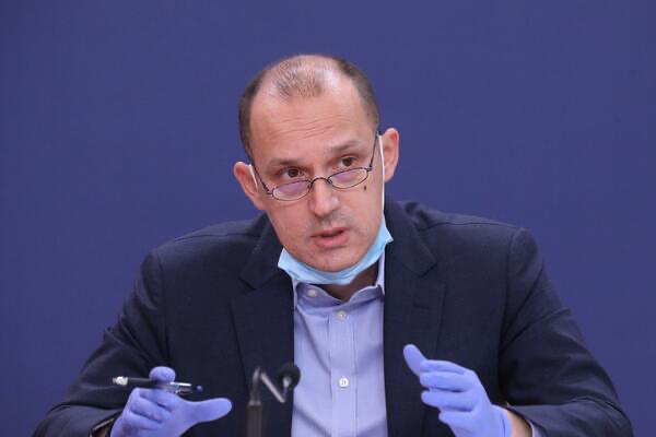 Lončar: Glupo je da bilo što pojašnjavamo Crnoj Gori koja nema znanje o koroni!