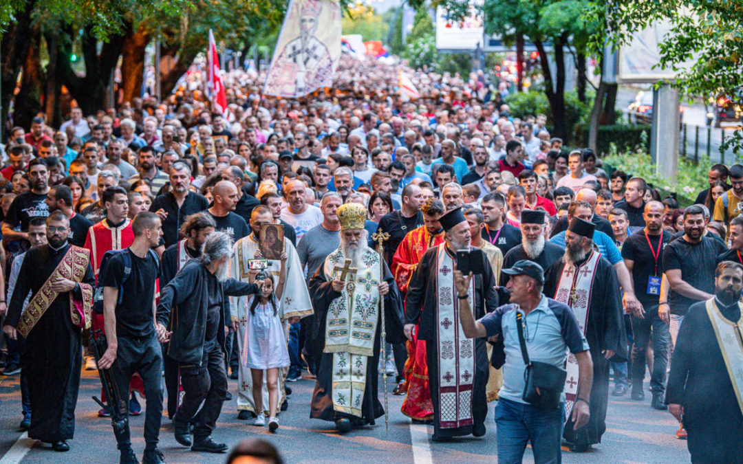 Preko 80 novinara podržalo Crkvu: Ako zaćutimo, progovoriće nepravda, ne dirajte svetinje!