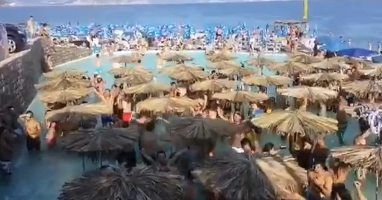Vidovdan proslavljen i na plaži Ploče, pjevalo se Kosovu, Lazaru i Milošu! (VIDEO)