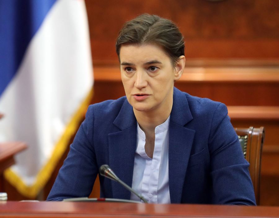 Brnabić: Zemlje koje žive od turizma nemaju novooboljelih, ko misli da je to realno je glup ili lud