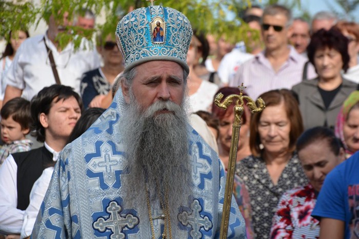 Vladika Joanikije: Mila i ekipu treba da je sramota što su postali svjetski bogataši, a narod gladuje!