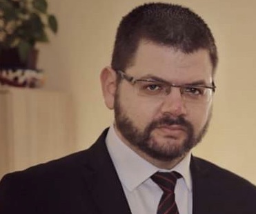 Radović (PS): Marković da odgovori na Vulinova pitanja, a portparol DPS-a da vježba himnu Svetom Savi