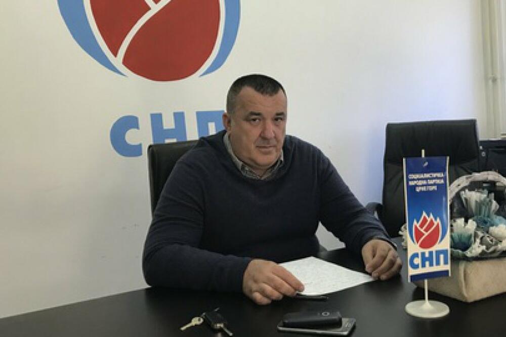 Rađenović: DPS u Budvi pravi nove partije da zbuni građane