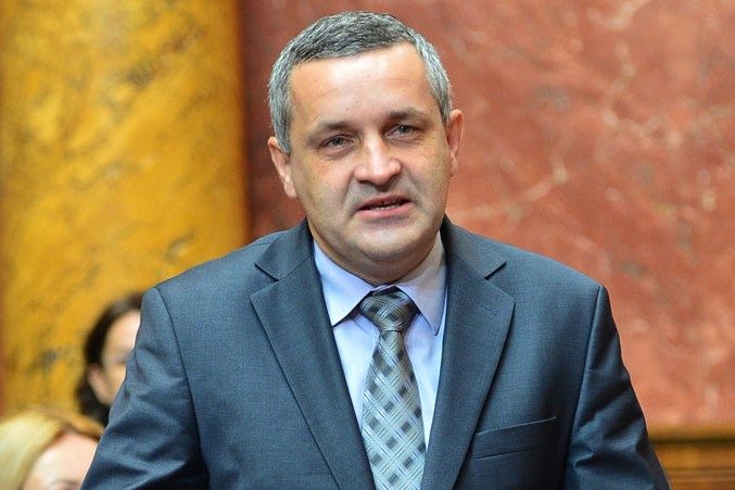Linta: Ne smijemo nikad pristati da ćutimo o stradanju srpskog naroda