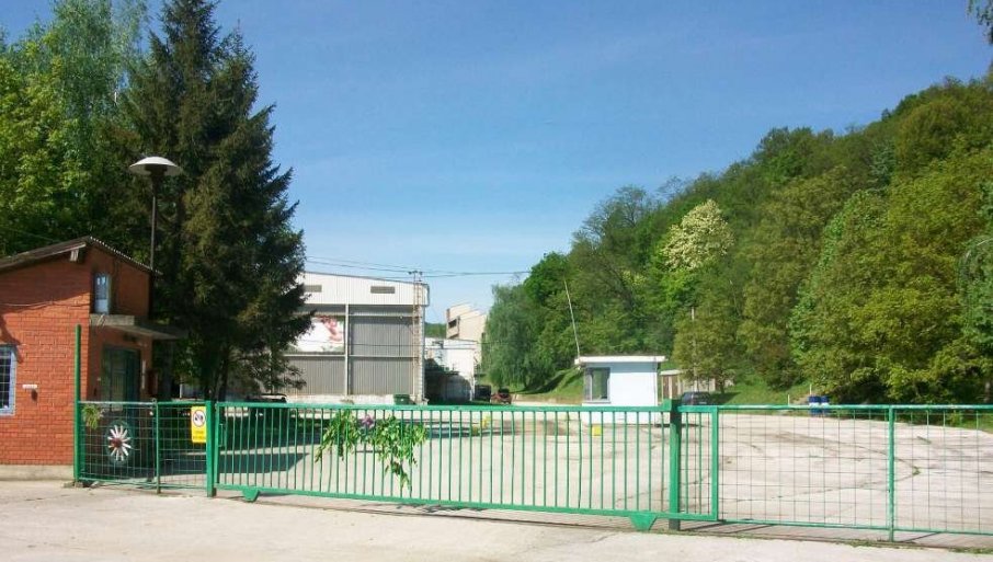 Ekspozija u fabrici za preradu voća: Ima povređenih, transportovani u KC Kragujevac