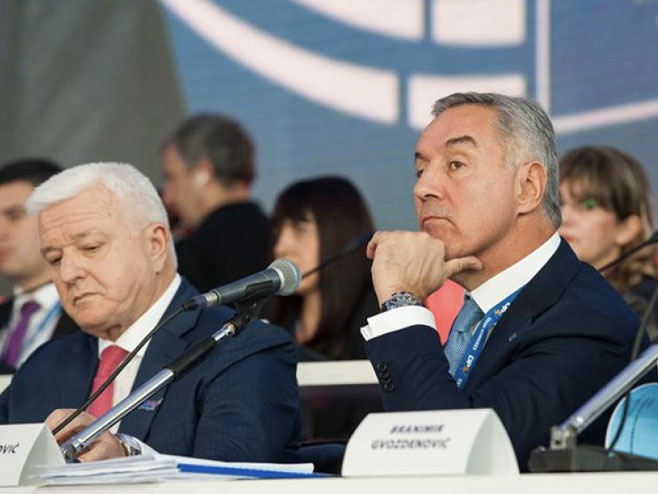 Čeka nas vreli politički avgust: U kampanji biće objavljena imovina funkcionera vlasti u inostranstvu!
