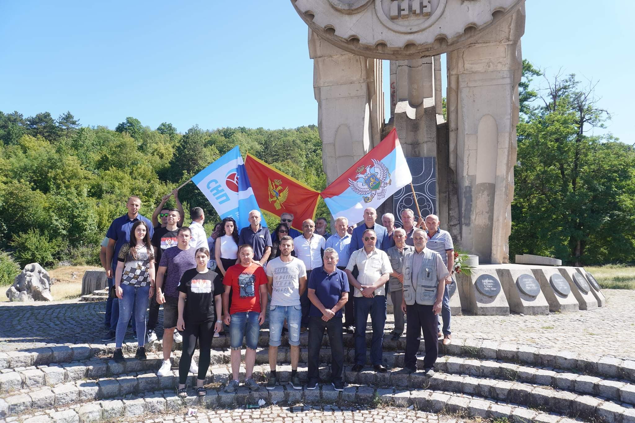 Asocijacija mladih SNP Nikšić: Duboki pijetet prema junacima 13. jula!