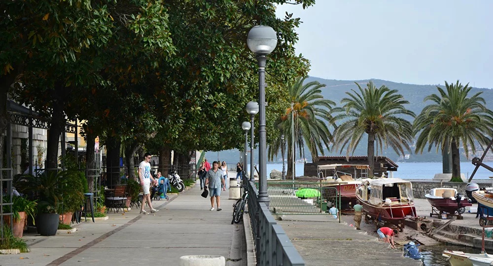 Herceg Novi: Otvorite granicu za Srbiju i Rusiju kako bismo spasili sezonu!