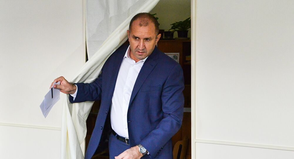 Predsednik Bugarske pozvao vladu da podnese ostavku