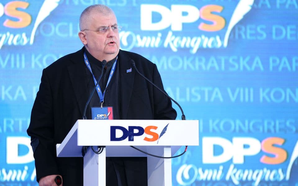 Ortak Mila Đukanovića napada SPC: Litije su produkt interesa ruske administracije i Amfilohijevih srebroljubaca!