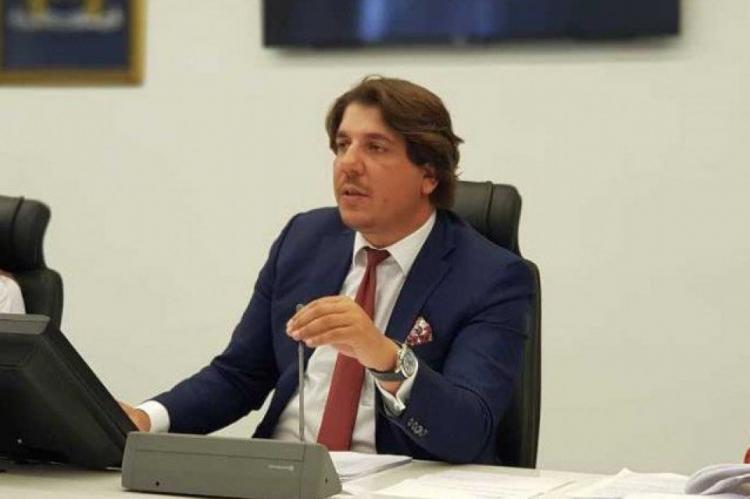 Radović: Najveći domet Rašifovog šarlatana Nikole Divanovića je burgijanje zidina Staroga grada