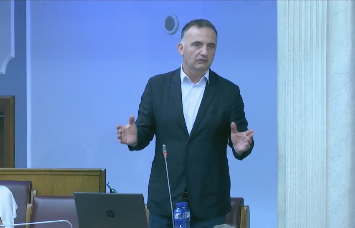 Milić: Stanković pokrenuo istragu o tome da se u drogerijama jednog vlasnika u prodaji našao švercovani lijek