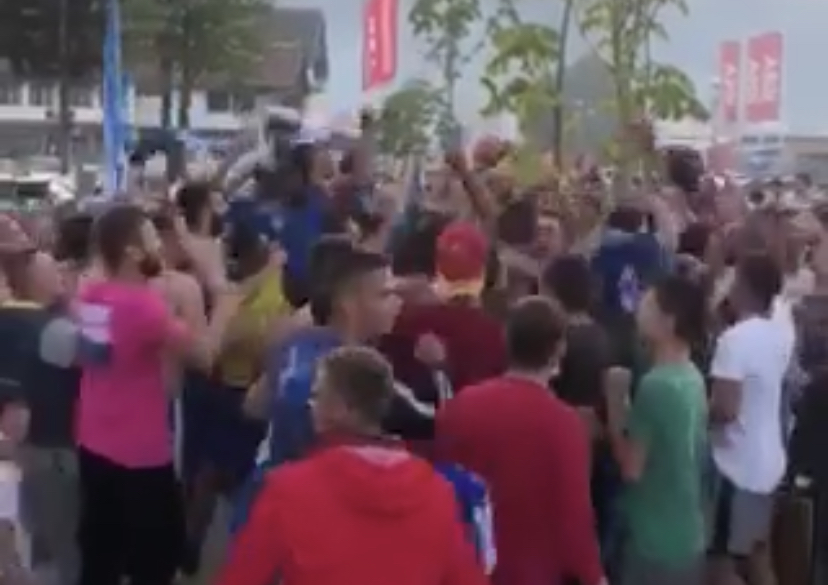 Skandal u Plavu, NKT ćuti: Baklje, okupljanje bez najave, kršenje distance i svih mjera zaštite od zaraznih bolesti! (VIDEO)