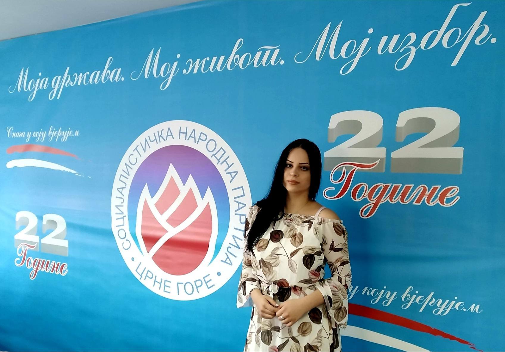“Vremena za gubljenje Crna Gora i njena omladina više nemaju”