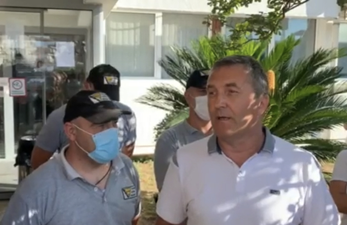 Vujović (DF): U Budvi je sproveden policijski udar!