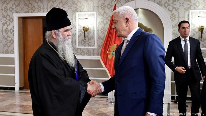 Pirova pobjeda DPS-a: Mitropolija “tihim” ultimatumom i pristajanjem na razgovore izvodi režim na čistac pred izbore!