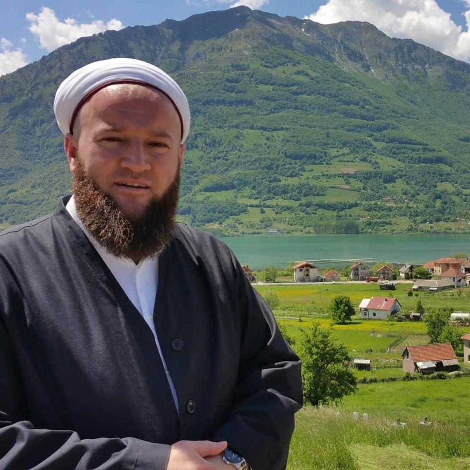 Tužilaštvo ćuti: Imam iz Plava i funkcioner Bošnjačke stranke poziva na pretvaranje pravoslavnih crkvi u džamije! (FOTO)