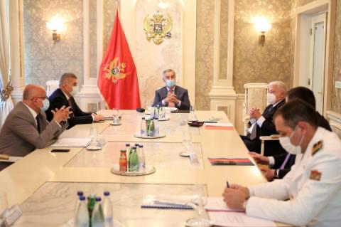 Đukanović predsjedavao sjednicom Savjeta za odbranu i bezbjednost