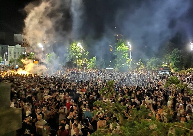 Sin osnivača SPS-a uhapšen zbog upada u Skupštinu