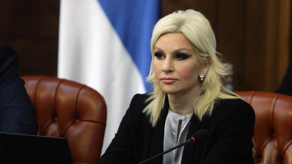 “Na leđima SNS-a mnoge stranke godinama parazitiraju”