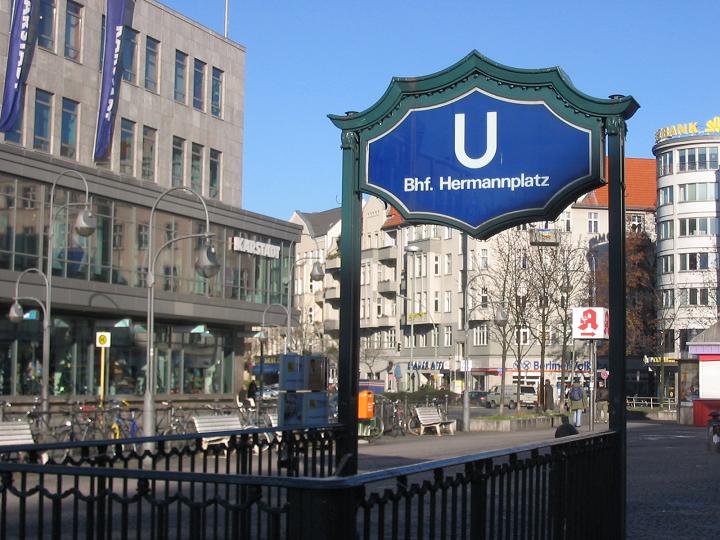 Napad na tržni centar u Berlinu