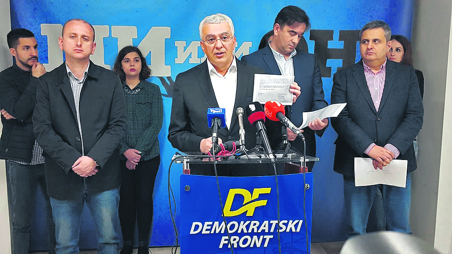 DF: Milo je pomiješao vodu i ulje kao njegov “majbah”, nekad je ljudio Amfilohiju ruku!