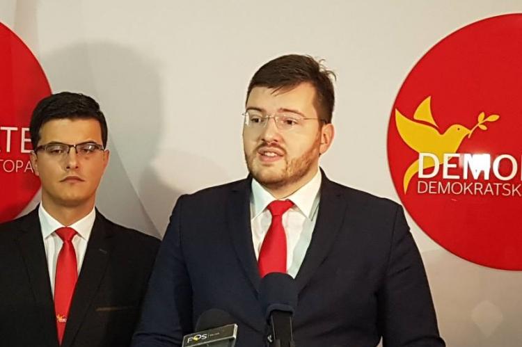 Koprivica: DPS krši zakon, ne može se glasati putem posrednika