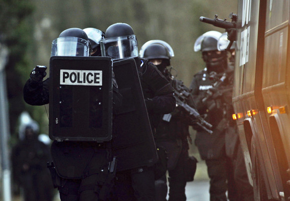 Ukrajina: Otmičar sa granatom uzeo za taoca pukovnika policije
