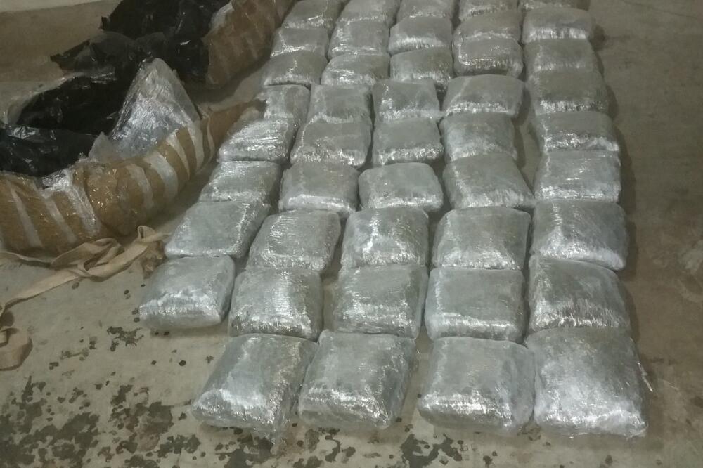 Granična policija Crne Gore pronašla oko 45 kg marihuane
