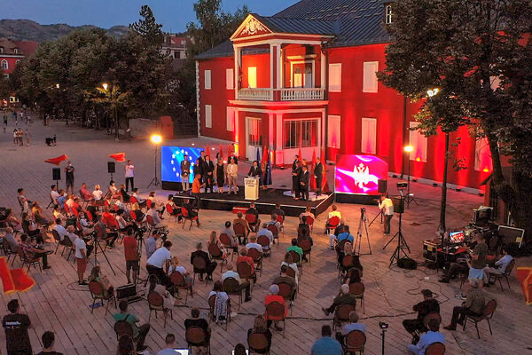 “Crno na bijelo”: Naši koalicioni partneri su građani koji žele promjene!