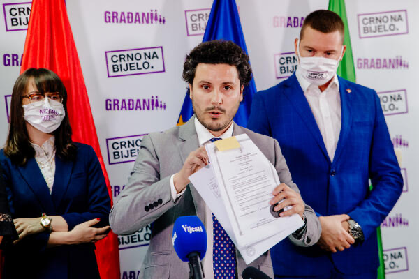 “Crno na bijelo”: Potvrđeno da istraga vodi do Đukanovića i Gvozdenovića