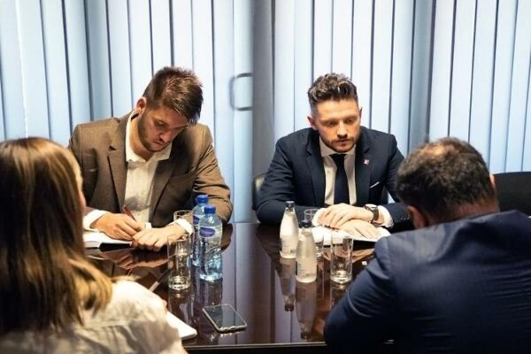 Crno na bijelo na sastanku sa OEBS-om: Sve neregularnosti izbora da se nađu u izvještaju