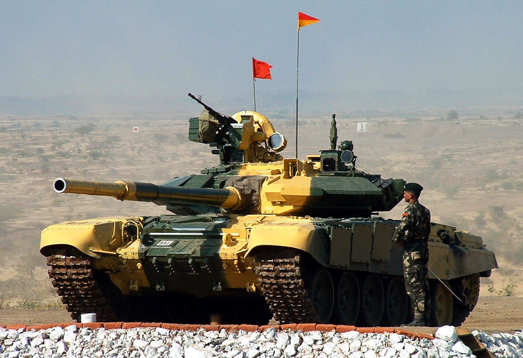 Indija raspoređuje tenkove T-90 u blizini kineske granice