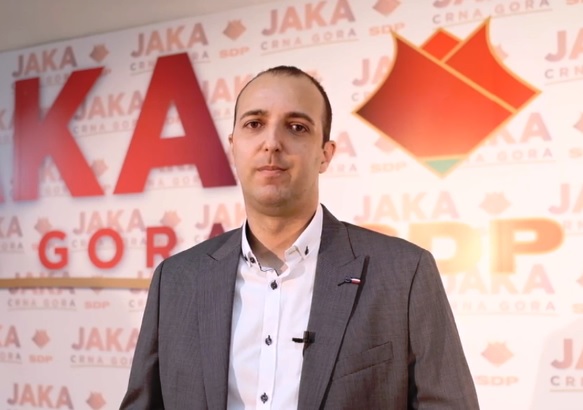 Bivši funkcioner Demosa: Lekić novcem građana kupovao svoje knjige od Vijesti!
