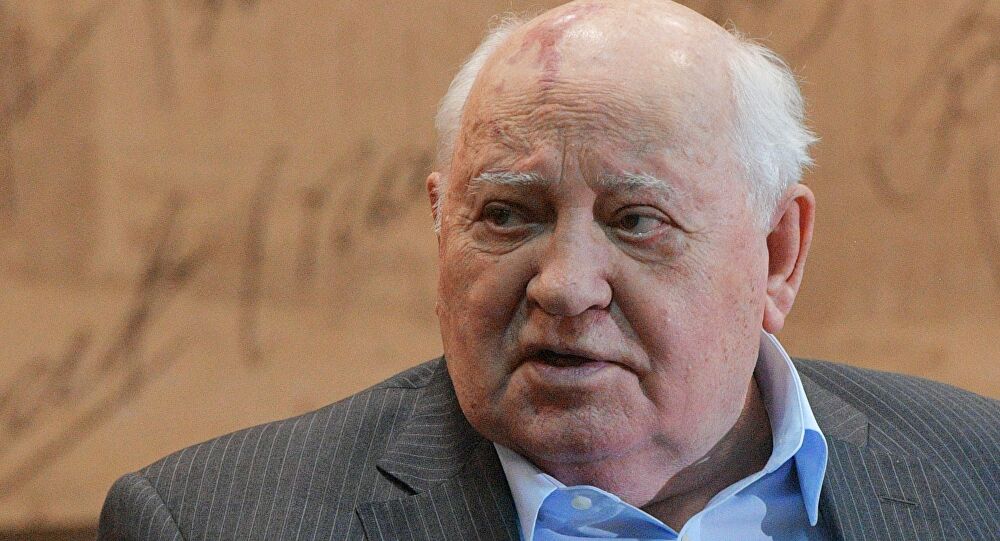 Gorbačov: Lukašenko kasno zatražio podršku od radnika