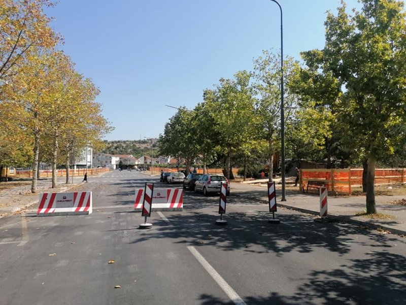 Počela izgradnja kružnog toka na raskrsnici ulica Meše Selimovića i Blaža Jovanovića