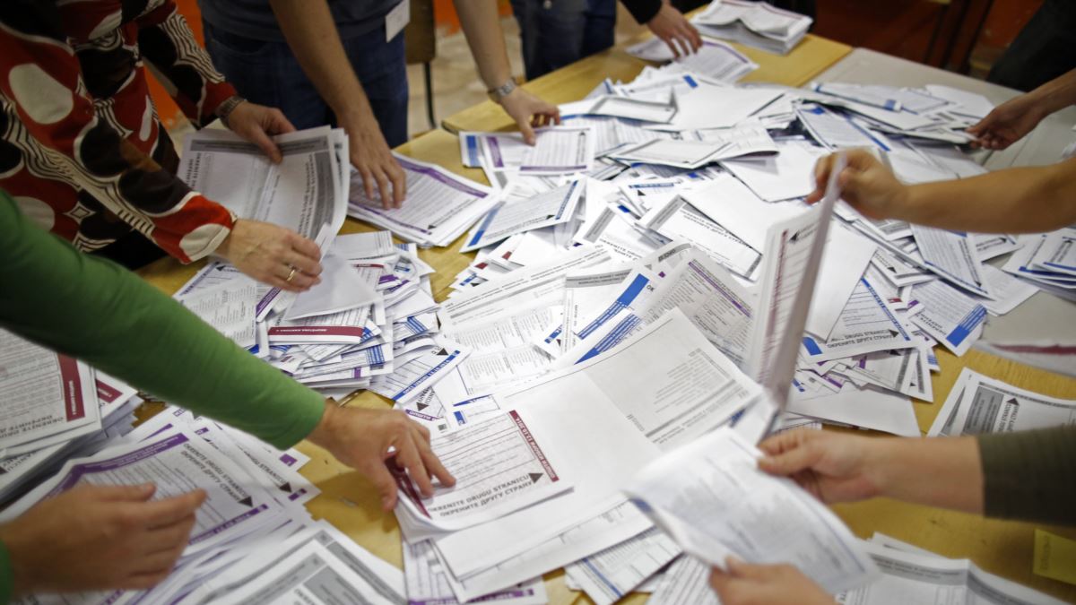 Borba saznaje: Opozicija sprema timove za otkrivanje malverzacija režima na dan izbora!
