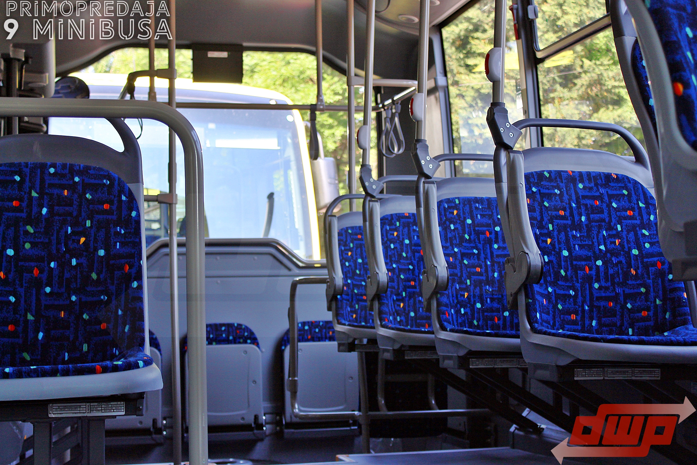 Preminula žena koja je ispala iz minibusa na putu Bar-Budva