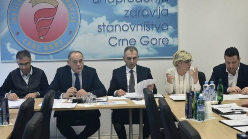 Crno na bijelo: Odluka NKT-a da u ovom trenutku otvori granice kontinuirano politička