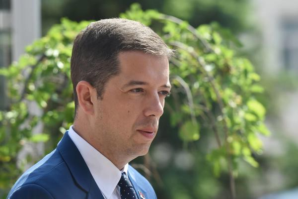 Đurić: Moguća su iznenađenja u Vašingtonu, ne zabijajte nam nož u leđa!