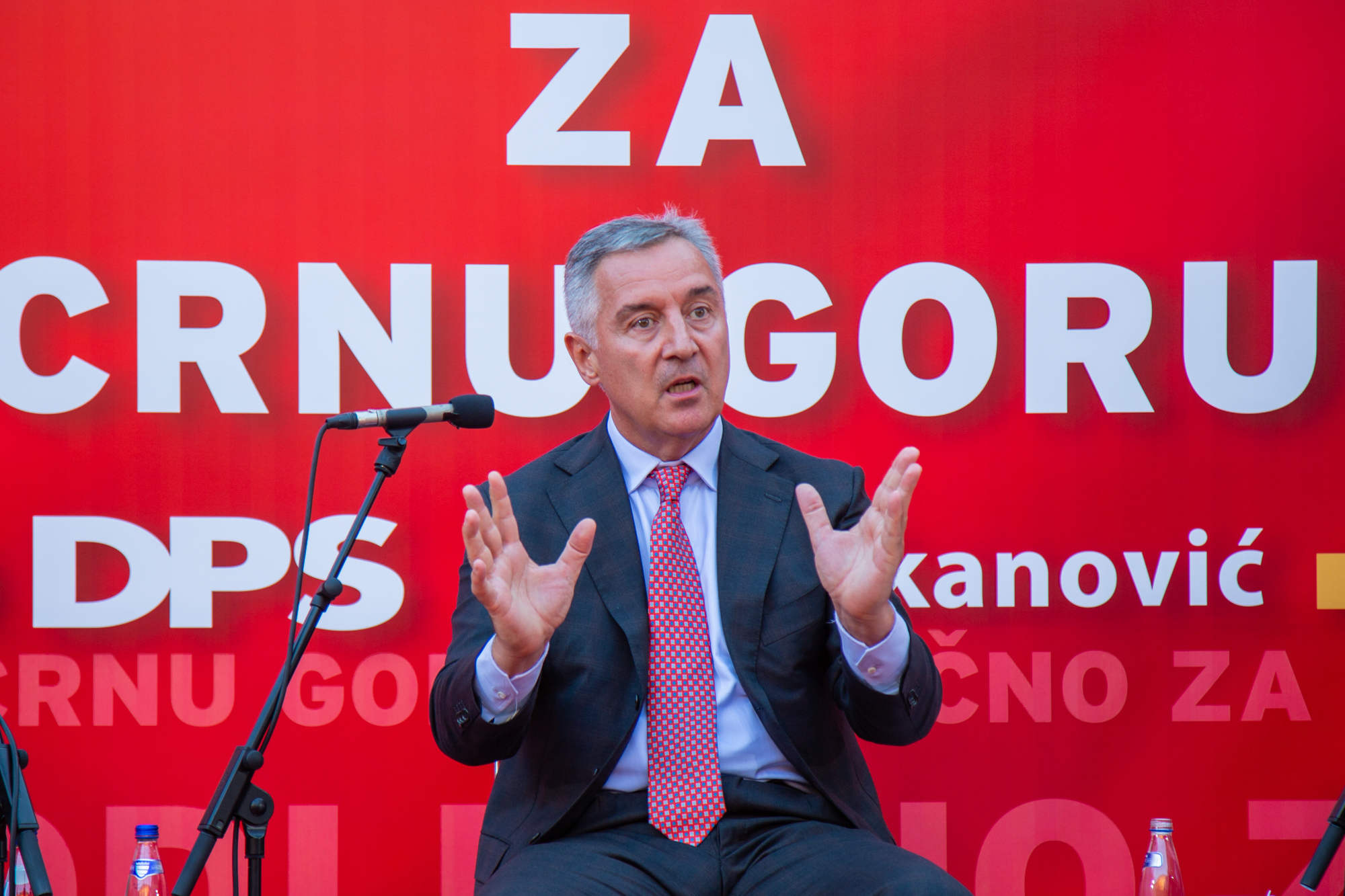 Đukanović sa Cetinja najavio pobjedu, ni riječ o fabrici čokolade i žičari koje je obećao!