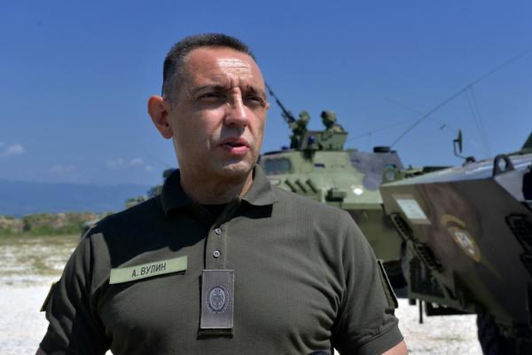 “Dosledna i bezuslovna Vučićeva politika mira“
