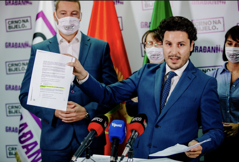Abazović pokazao novi ugovor o Možuri: Za 7 dana zaradili 8,4 miliona preprodajom