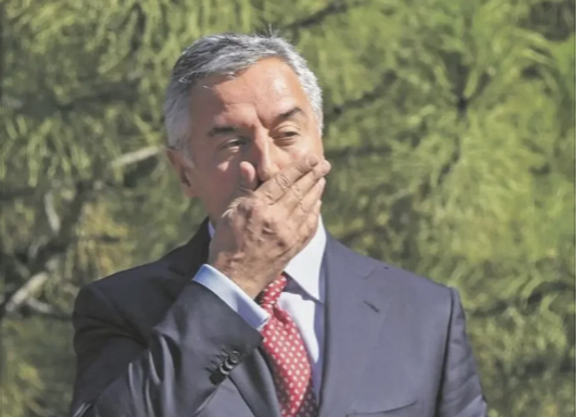 Šef DPS-a doživio neprijatnu situaciju: Radnici poručili da su gladni, Đukanović okrenuo glavu i otišao!