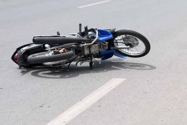 Iznad Budve: Motorista udario u konja!