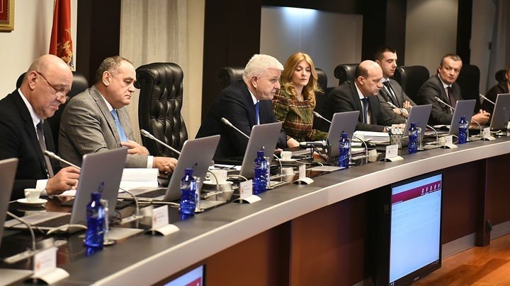 Borba saznaje: Posebna Komisija provjeriće sve stanove funkcionera koje je država po povoljnim uslovima dala u poslednje 4 godine!