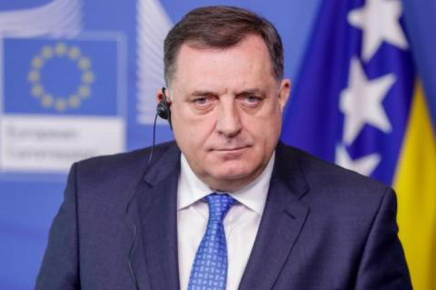 Dodik poželio Crnoj Gori da formira vlast u mirnoj atmosferi