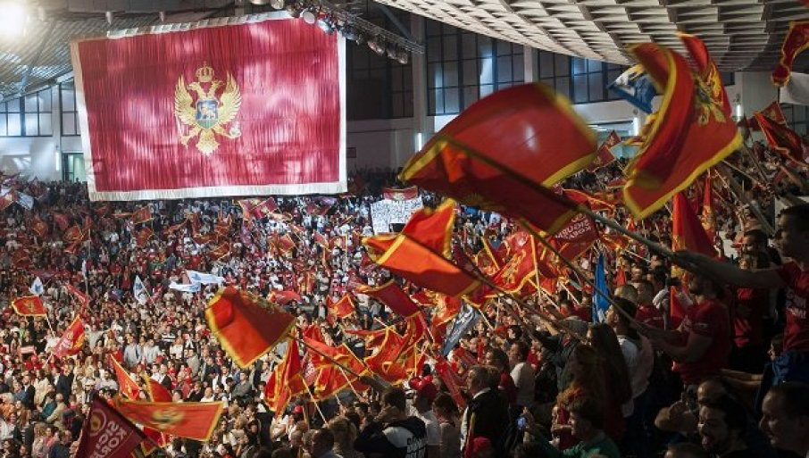 Jezive prijetnje pristalica DPS-a: “Pušku na rame pa redom od vrha glave pa dalje do zadnjeg! Ili mi ili oni!“
