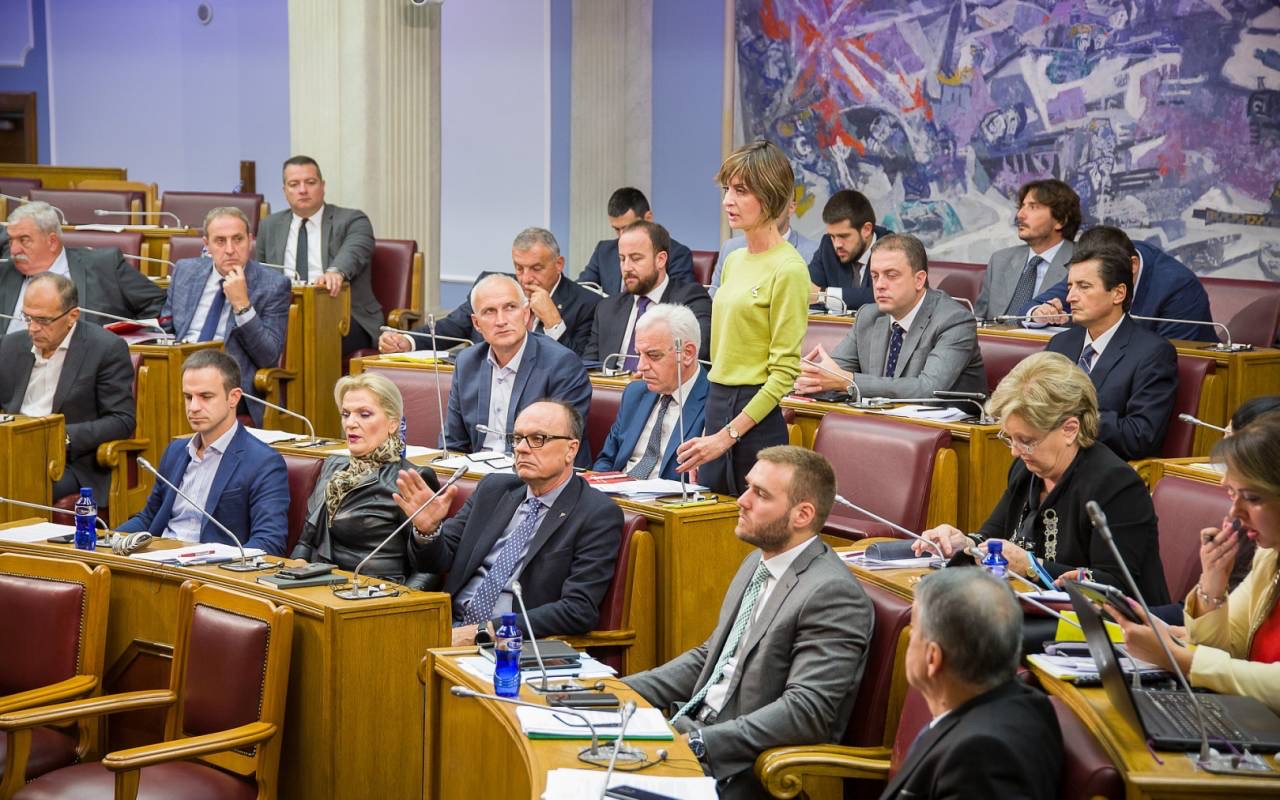 Medijske spekulacije ili istina: Nekoliko poslanika napušta DPS i osniva novu stranku!